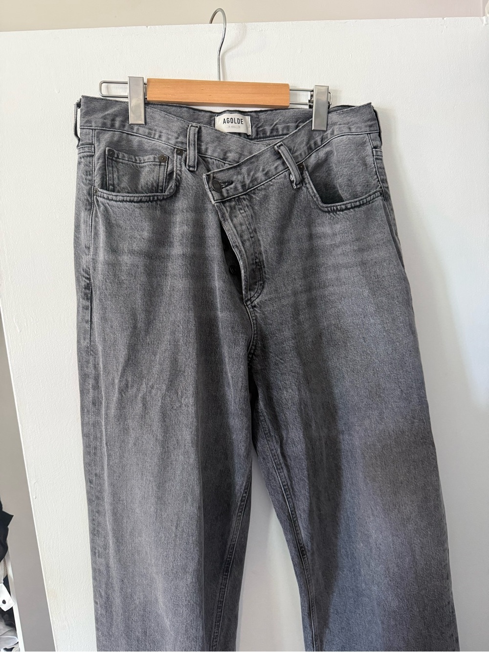 AGOLDE Criss Cross Jean in Grey